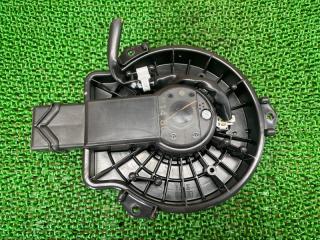 Мотор печки Suzuki Escudo YD21S M16A 7415061M00 1 ракурс