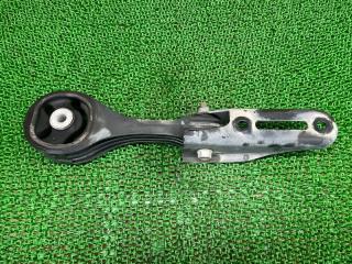 Подушка двигателя задняя Suzuki Escudo YD21S M16A 1191061M01 1 ракурс