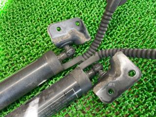 Амортизатор багажника MAZDA CX-8 KG2P SH-VPTS K230-626-EX 2 ракурс