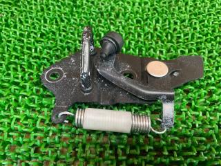 Петля замка багажника NISSAN SKYLINE CKV36 VQ37VHR 84620EG000 2 ракурс