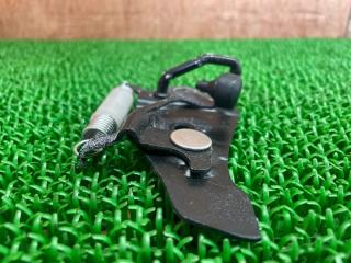 Петля замка багажника NISSAN SKYLINE CKV36 VQ37VHR 84620EG000 3 ракурс