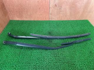 Дворник Toyota Corolla ZWE211 2ZR-FXE 8521112670 1 ракурс