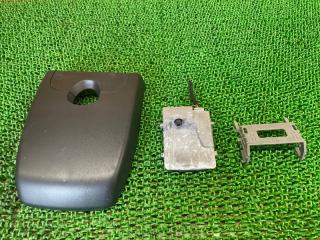 Камера переднего вида Toyota Corolla ZWE211 2ZR-FXE 8646C12030 1 ракурс