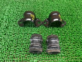Крепление стабилизатора переднее Toyota Corolla ZWE211 2ZR-FXE 4882447020 2 ракурс