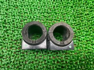 Крепление стабилизатора переднее Toyota Corolla ZWE211 2ZR-FXE 4882447020 5 ракурс