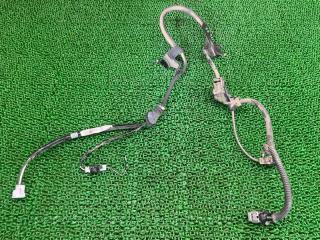 Датчик abs правый задний Toyota Corolla ZWE211 2ZR-FXE 890C012010 1 ракурс