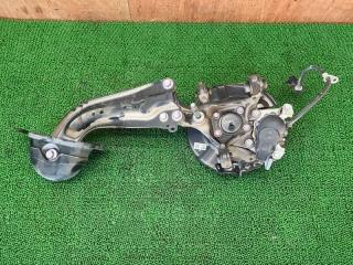 Ступица левая задняя Toyota Corolla ZWE211 2ZR-FXE 4230547050 2 ракурс