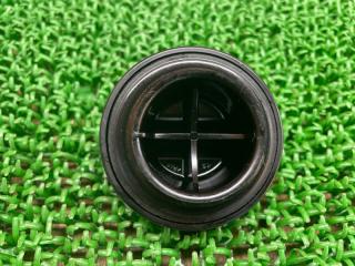 Крышка маслозаливной горловины Toyota Corolla ZWE211 2ZR-FXE 1218038010 3 ракурс