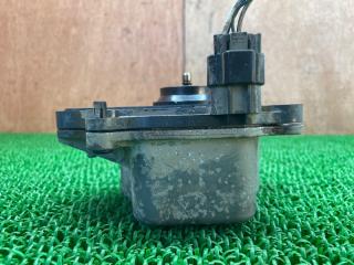 Помпа водяная Toyota Corolla ZWE211 2ZR-FXE 161A039035 4 ракурс