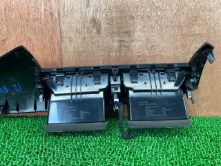 Накладка на торпеду Nissan LEAF ZE1 EM57 68420-5SK2B 4 ракурс