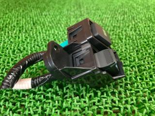  Nissan LEAF ZE1 EM57 251415SA0A 3 ракурс