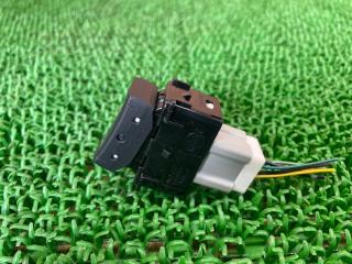 Кнопка подогрева сидений левая Nissan LEAF ZE1 EM57 255003TA0A 2 ракурс