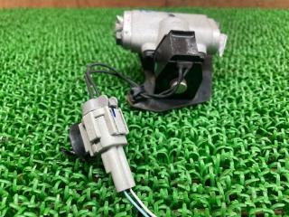 Клапан кондиционера Nissan LEAF ZE1 EM57 443310-1350 4 ракурс Клапан кондиционера Nissan LEAF ZE1 EM57 443310-1350 4 ракурс