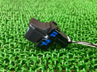Кнопка NISSAN LEAF ZE1 EM57 251945SA0A 2 ракурс