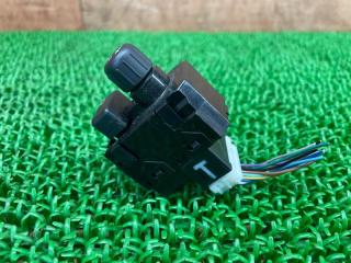 Блок управления зеркалами NISSAN LEAF ZE1 EM57 255705SK0A 2 ракурс