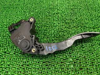 Педаль газа NISSAN LEAF ZE1 EM57 180021HM0A 2 ракурс