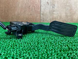 Педаль газа NISSAN LEAF ZE1 EM57 180021HM0A 4 ракурс