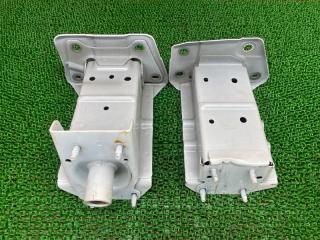Усилитель бампера передний NISSAN LEAF ZE1 EM57 751145SK0A 1 ракурс