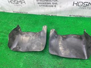 Брызговик передний MITSUBISHI Delica P35W 4D56 MB417038 1 ракурс Брызговик передний MITSUBISHI Delica P35W 4D56 MB417038 1 ракурс