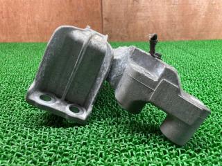 Подушка двигателя правая NISSAN JUKE YF15 HR15DE 112101KA1A 3 ракурс