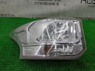 Стоп-сигнал левый задний Mitsubishi Outlander GG2W 4B11 8330B103 1 ракурс