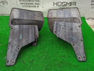 Брызговик задний TOYOTA LAND CRUISER UZJ100W 2UZ-FE 7662560150 2 ракурс