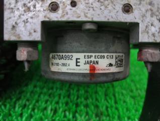 Блок abs Mitsubishi Outlander GG2W 4B11 4670A992 2 ракурс