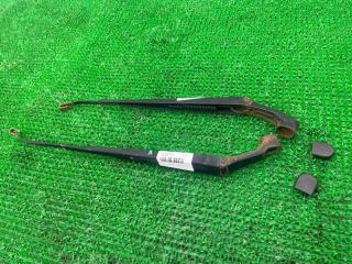 Держатель дворника передний TOYOTA LAND CRUISER UZJ100W 2UZ-FE 85211-60130 1 ракурс