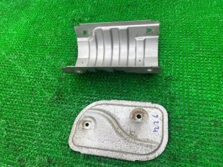 Кожух выпускного коллектора Lexus HS250h ANF10 2AZ-FXE 25586-28110 2 ракурс