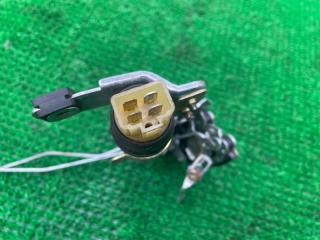 Замок двери правый задний TOYOTA CROWN GS121 1G-GZEU 69330-30210 4 ракурс