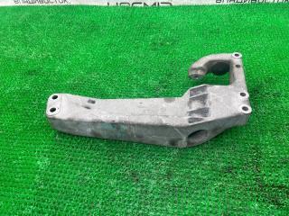 Подушка кпп задняя BMW X3 F25 N47D20C 22316786567 1 ракурс
