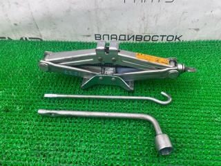 Домкрат NISSAN SKYLINE 2008