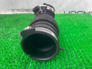 Патрубок воздушного фильтра правый NISSAN SKYLINE CKV36 VQ37VHR 16576EY00A 3 ракурс