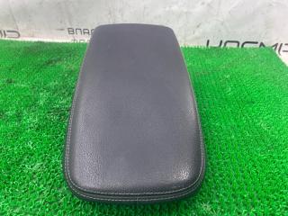 Подлокотник BMW X3 F25 N47D20C 3 ракурс