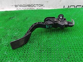 Педаль газа Mitsubishi Outlander GG2W 4B11 1600A101 1 ракурс Педаль газа Mitsubishi Outlander GG2W 4B11 1600A101 1 ракурс