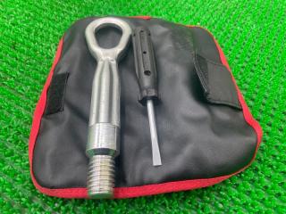 Крюк буксировочный BMW X3 F25 N47D20C 72 15 7 184 971 1 ракурс