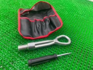 Крюк буксировочный BMW X3 F25 N47D20C 72 15 7 184 971 2 ракурс