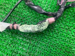 Проводка двери левая передняя TOYOTA LAND CRUISER UZJ100W 2UZ-FE 82152-60290 3 ракурс