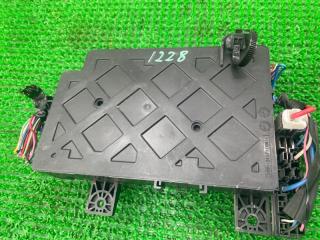 Блок предохранителей Mitsubishi Outlander GG2W 4B11 8637C610 2 ракурс