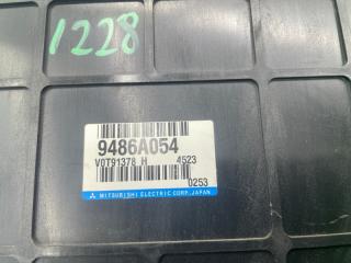 Блок управления Mitsubishi Outlander GG2W 4B11 9486A054 2 ракурс