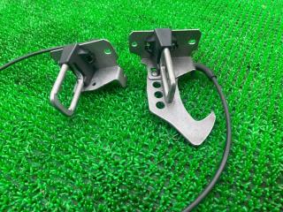 Петля замка капота передняя BMW X3 F25 N47D20C 3 ракурс