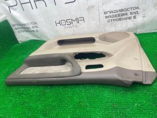 Обшивка дверей правая передняя TOYOTA LAND CRUISER UZJ100W 2UZ-FE 67650-60040-E0 2 ракурс