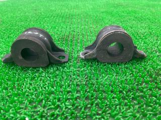 Запчасть крепление стабилизатора переднее NISSAN SKYLINE 2008