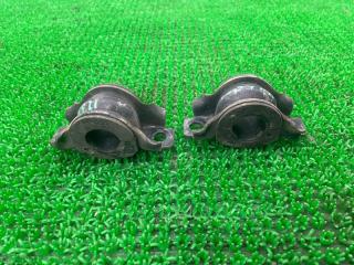 Запчасть крепление стабилизатора заднее NISSAN SKYLINE 2008