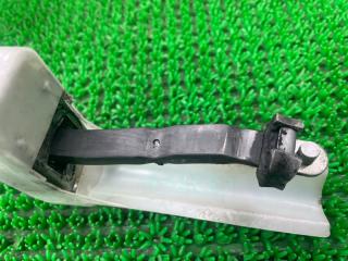 Ограничитель двери правый передний Lexus HS250h ANF10 2AZ-FXE 68610-75011 4 ракурс