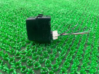 Кнопка открывания багажника NISSAN SKYLINE CKV36 VQ37VHR 25380JK00A 2 ракурс