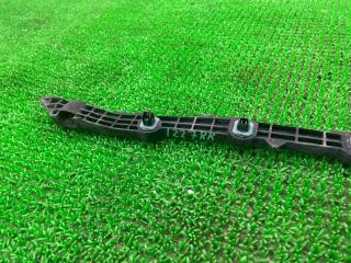Крепление бампера правое заднее Lexus HS250h ANF10 2AZ-FXE 52575-75010 3 ракурс