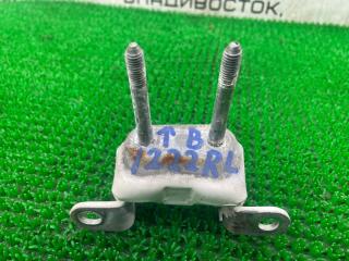 Петля дверная левая задняя TOYOTA LAND CRUISER PRADO LJ78W 2L-TE 68760-60040 4 ракурс