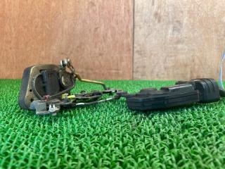 Замок капота левый задний TOYOTA CAMI J122E K3-VE 69060-87401 2 ракурс