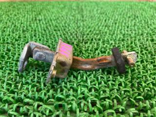 Ограничитель двери TOYOTA CAMI J122E K3-VE 68640-87401 1 ракурс